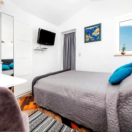 Guest house Daria 3*